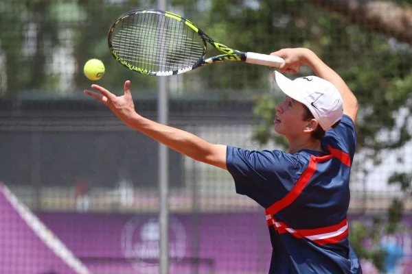 tennis serve action
